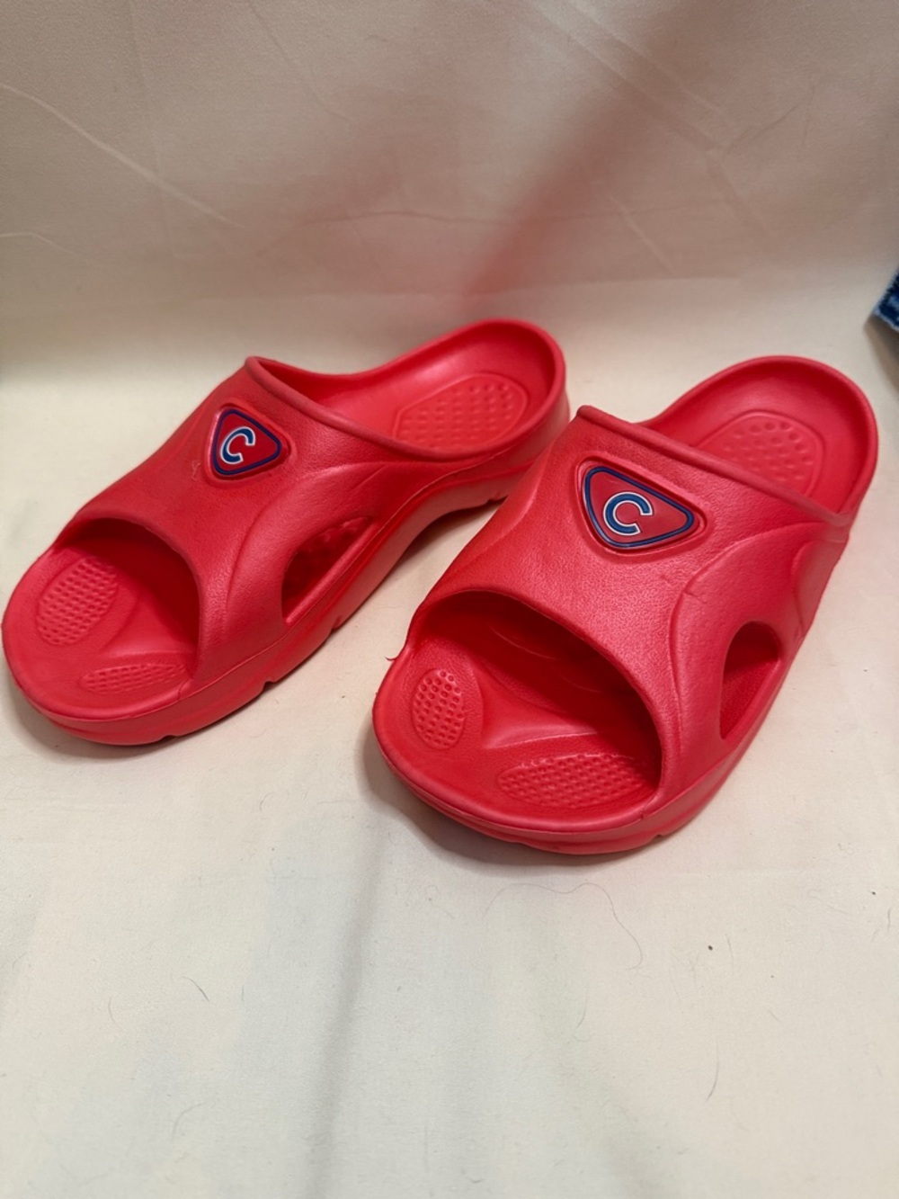 Cincinnati Reds Mens Slides size 9
